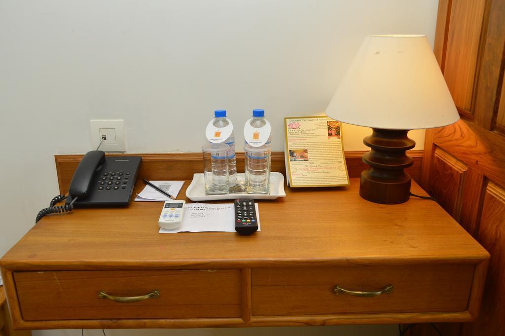 Cours Chabrol Hotel Pondicherry Luaran gambar