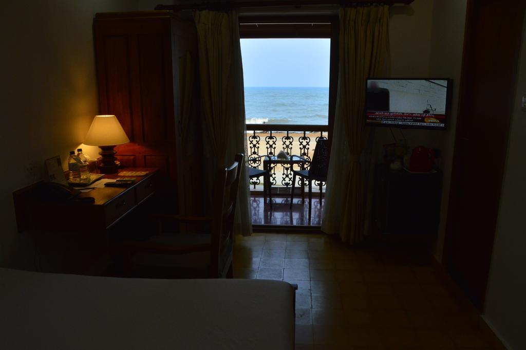 Cours Chabrol Hotel Pondicherry Bilik gambar