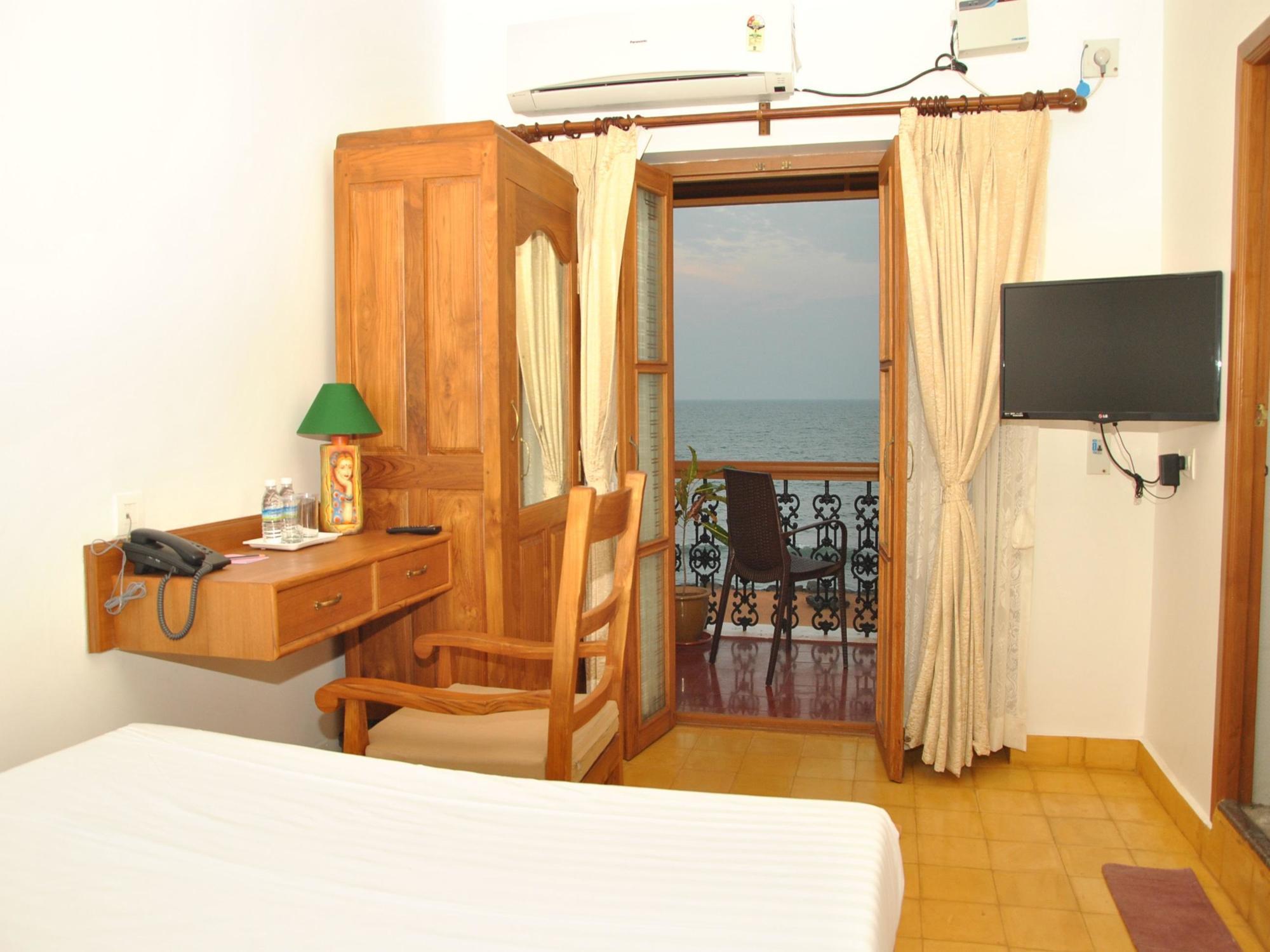 Cours Chabrol Hotel Pondicherry Luaran gambar