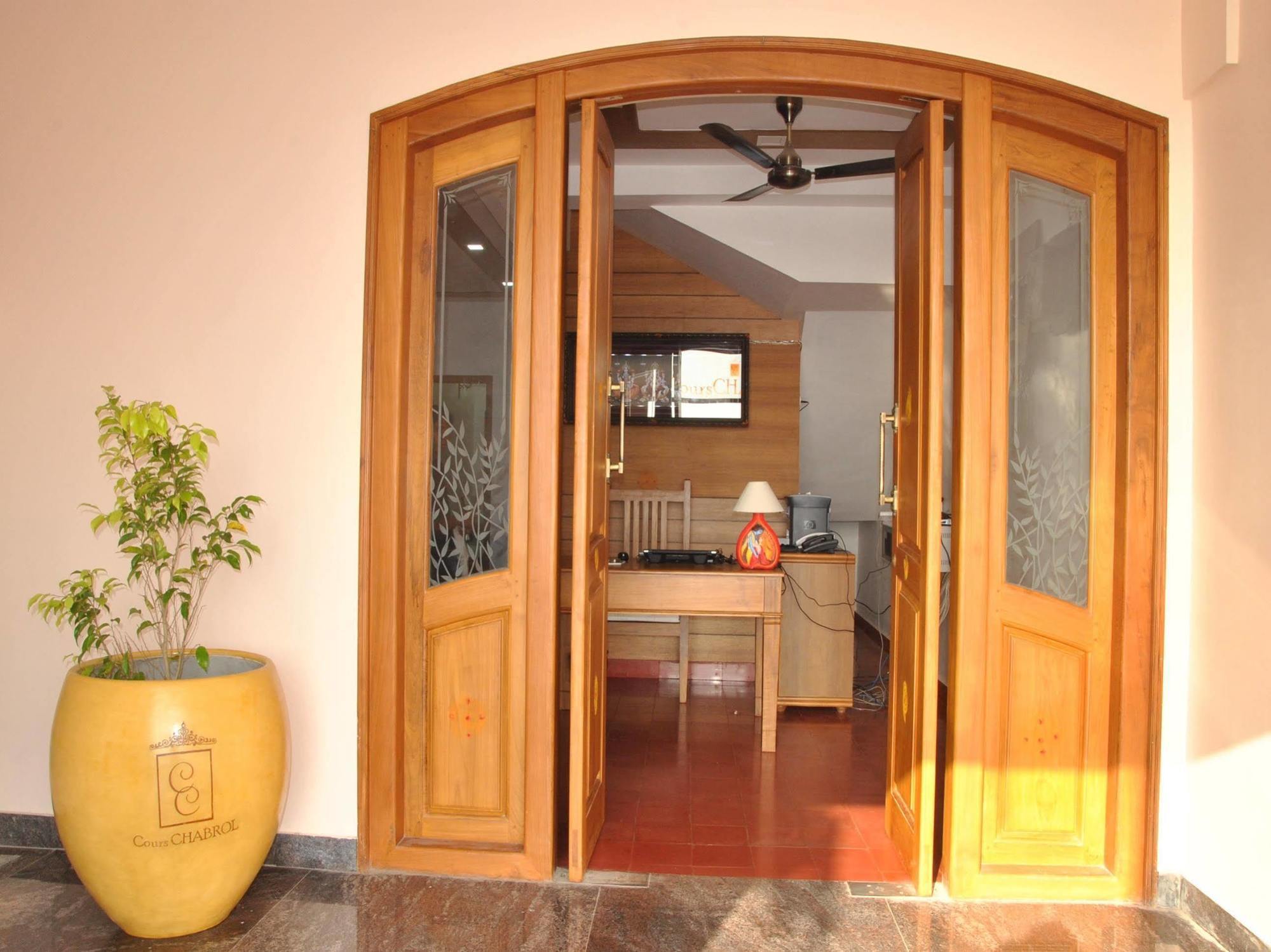 Cours Chabrol Hotel Pondicherry Luaran gambar